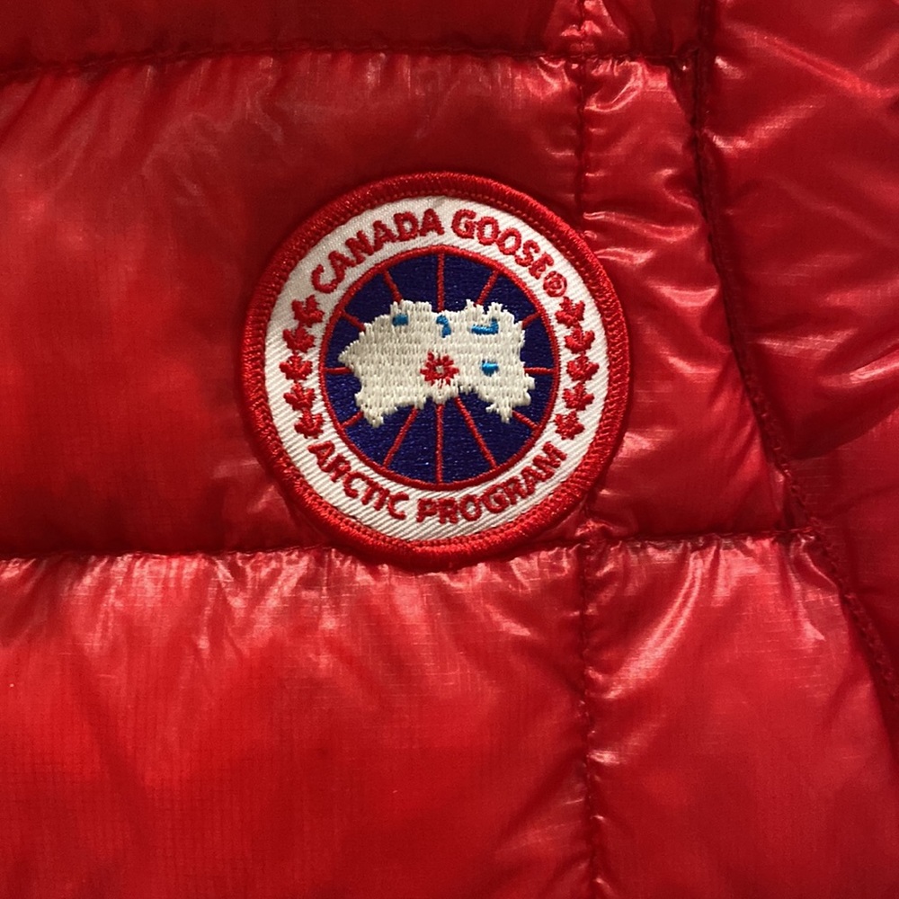 Canada Goose Red Zip Up Vest in Size L - Picture 3 of 12